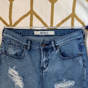 Brandy Melville Boyfriend Jeans